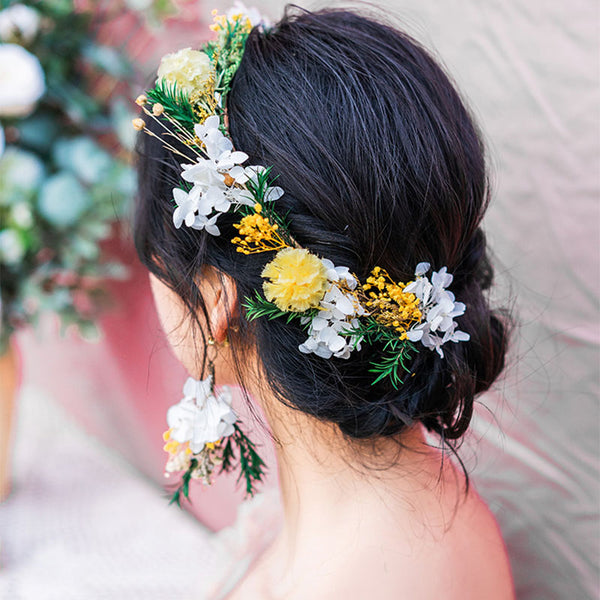 Wedding Travel Preserved Flower Ear Clips